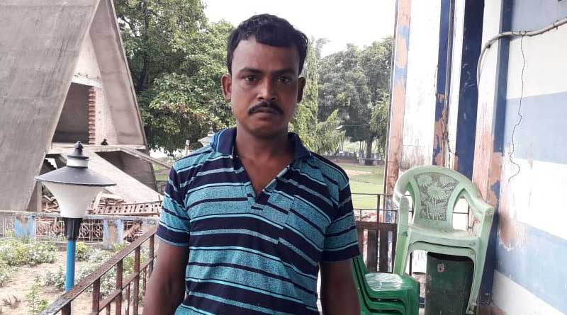 Muslim youth leaves Eid celebration behind to attend funeral
