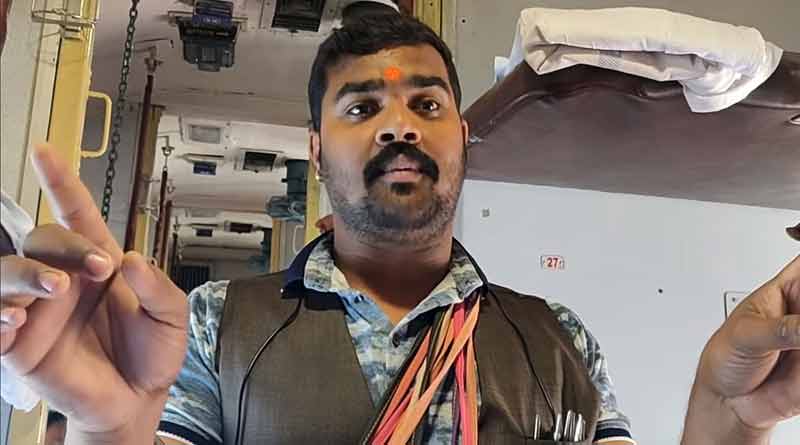 Train hawker arrested after his video of mimicking politicians goes viral