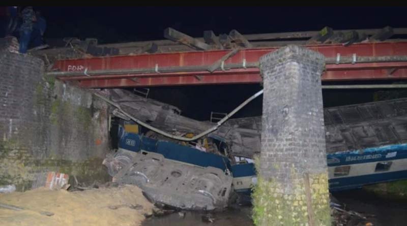 Several bogies of Dhaka-bound Upaban Express train veered off the tracks