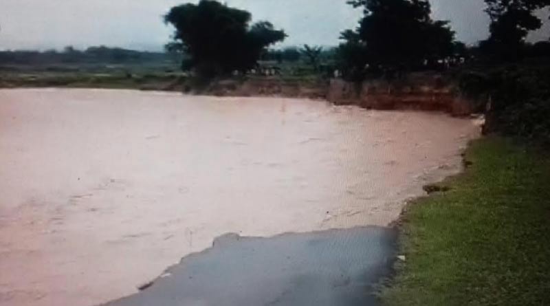 Heavy torrential rains in Dooars have led to flooding in north bengal