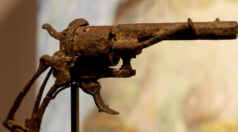 Gun allegedly used in Van Gogh's death sold at auction