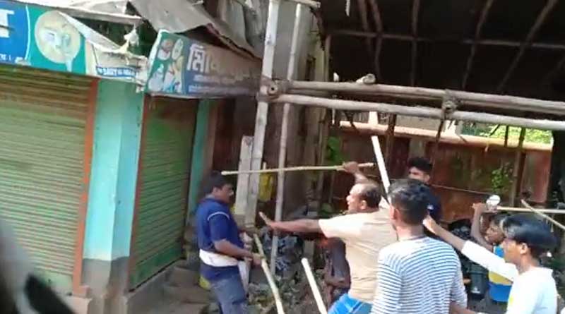 TMCP and ABVP supporters clash in a college at East Midnapore