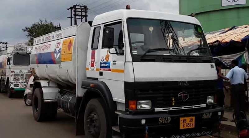 Tanker association and oil company conflict: Oil distribution stopped