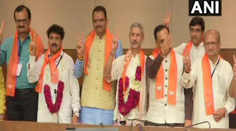 BJP wins both Rajya Sabha bypoll seats in Gujarat
