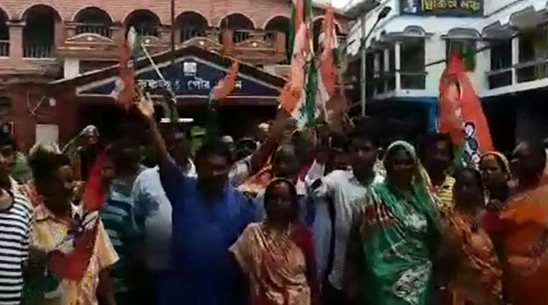 Workers of Krishnanagar Municpility call for suspension of work