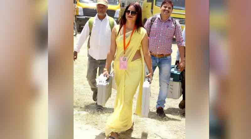 Internet sensation Reena Dwivedi dances to Sapna Choudhary's song