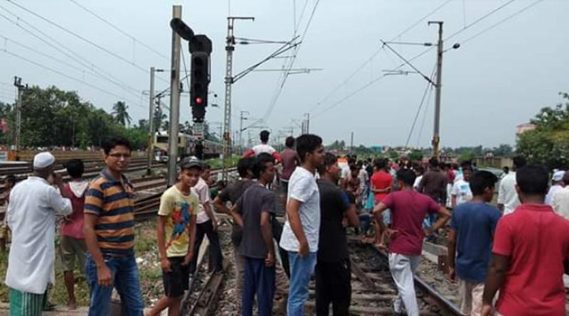 Locals stage rail blockade at Kankinara against police apathy
