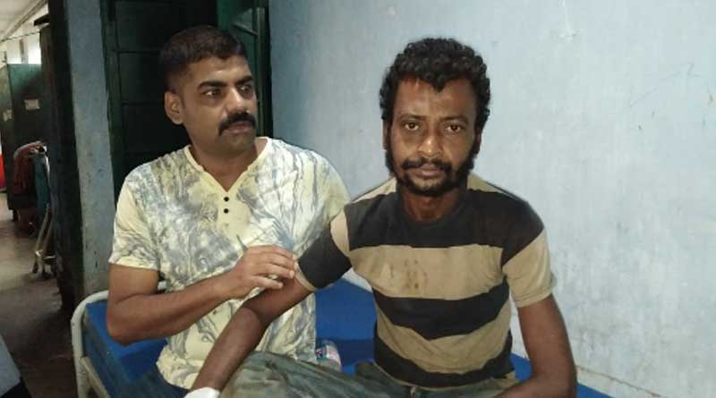Ham Radia operators unites a youth to his family in Bongaon