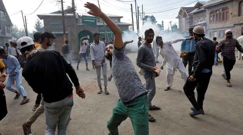 A Kashmiri truck driver was killed by stonepelters in Anantnag