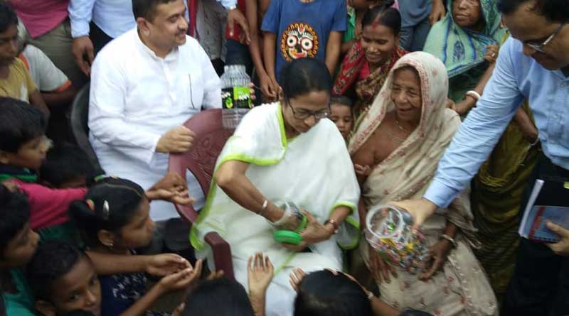 WB CM Mamata Banerjee visits door to door in Digha