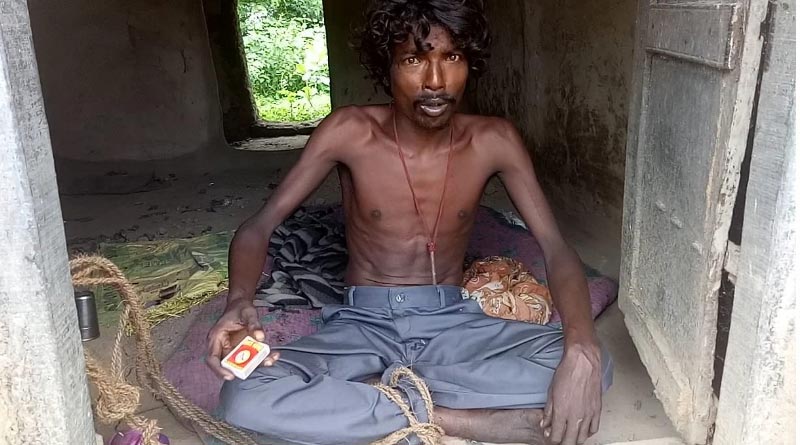 A woman tied her son with rope in West Burdwan's kaksha area