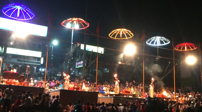 Jagat Mukherjee Park Pujo shows solidarity to Bowbazar Victims