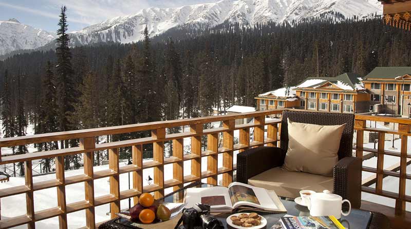 Maharashtra govt to built 2 tourist resorts in Kashmir and Ladakh