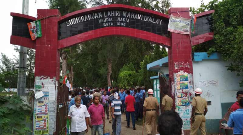 Clash between TMCP-ABVP in Nadia's Majhdia college
