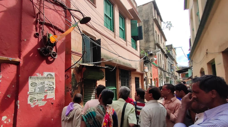 Again crack found in five house in bowbazar area