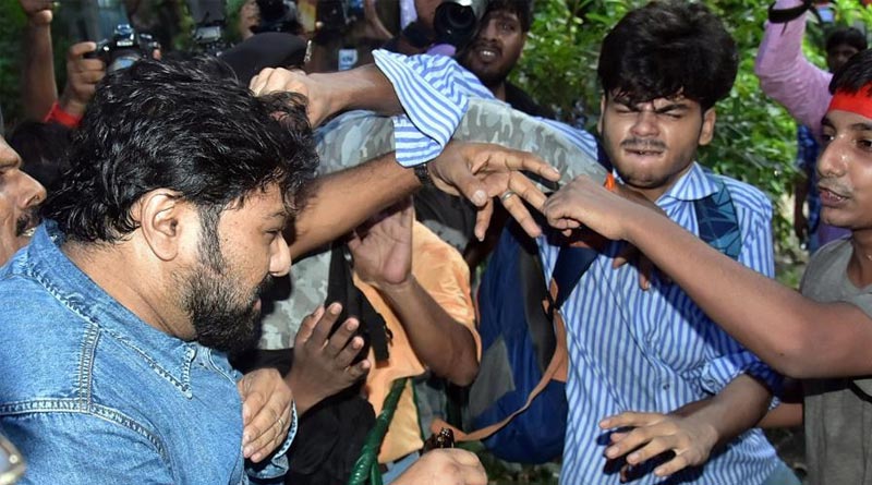 Debanjan says, he never regretted assaulting Babul Supriyo