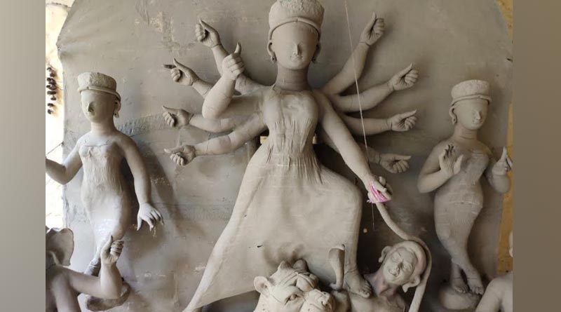 Know amazing facts of Nadia's ghosh bari's Durga Puja