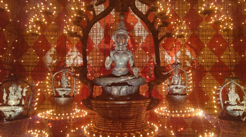 Kolkata's Beliaghata 33 Pally Durga puja pandal plays recording of 'Azaan'