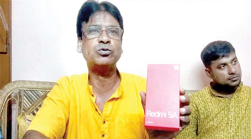 MP of Maldah North Khagen Murmu orders mobile, gets marble