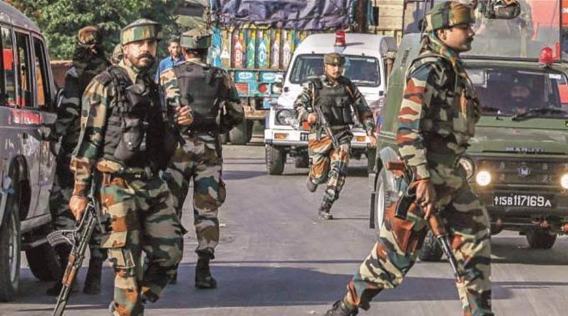 Top J&K Police officer caught with 2 Hizbul, Lashkar terrorists in Kashmir