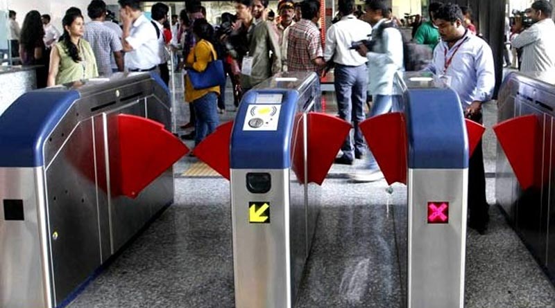 Metro smart gate will be closed to control crowd during puja