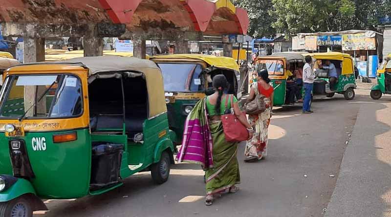Auto in Durgapur runs only by reservation at the evening with high rate