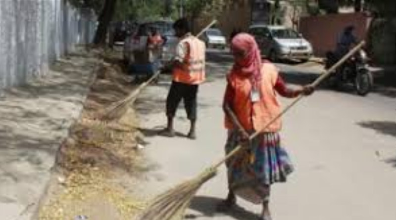 7,000 engineers, graduates apply for 549 sanitary worker posts