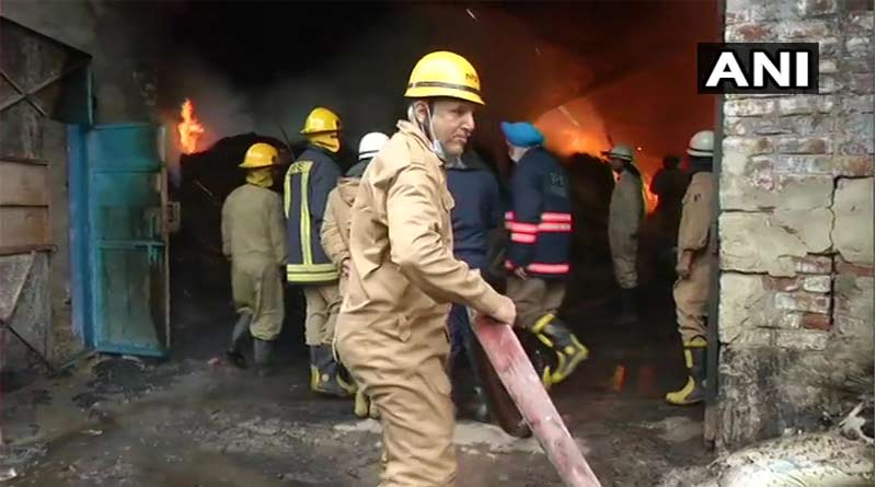 Fire breaks out in Delhi's Mundka, 21 fire tenders rush to spot