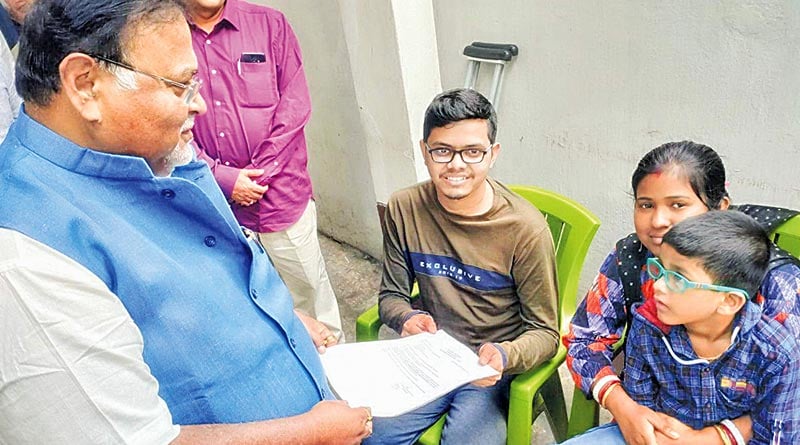 Disabled guy appointed as government employee by ‘Didi ke Bolo’ initiative