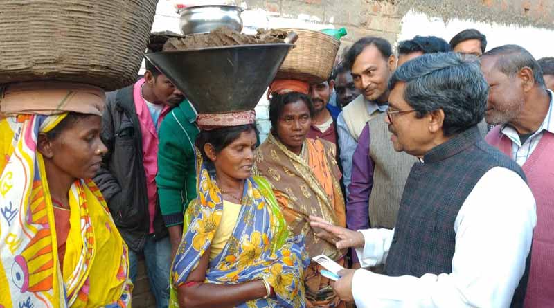 WB Minister listens oppositions grievances in 'Didike Bolo'