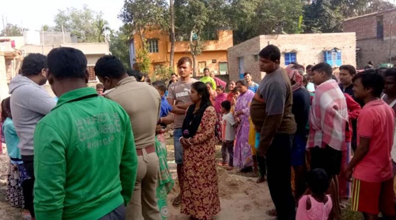 2 children beaten up a couple in Hoogly district on sunday
