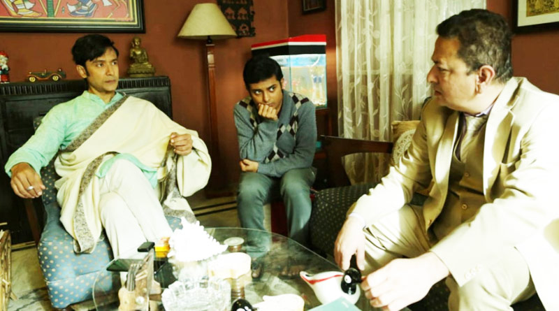 Srijit Mukherjee shares behind the camera scene from 'Feluda Pherot'