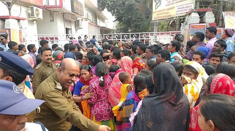 A woman falls ill in Adhar correction line in maldah district