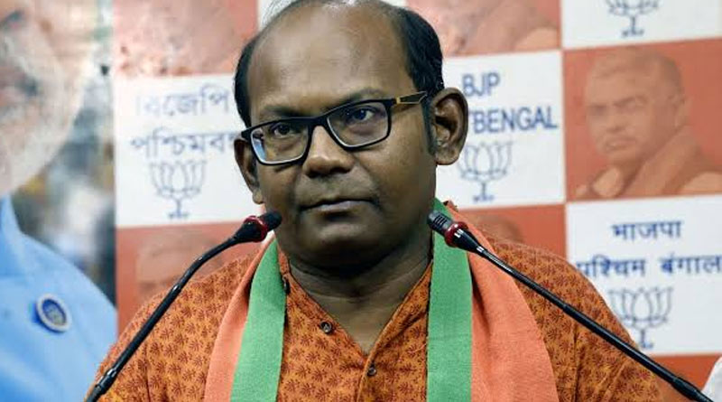 BJP leader Sayantan Basu can't entered in East Medinupur's Ratuliya