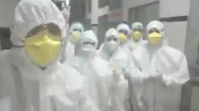 Video of doctors from Rajasthan singing Chhodo Kal Ki Baatein