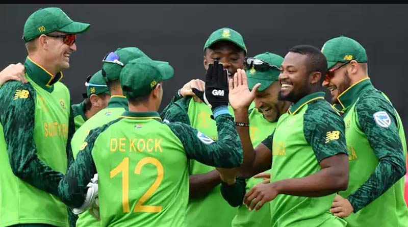South African cricketers shun hand shake amidst corona scare