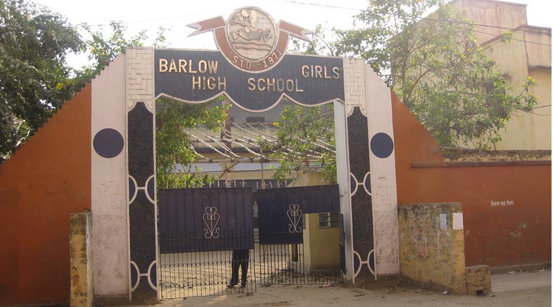 Maldah school faces controversy for putting slag in Rabindra Sangeet