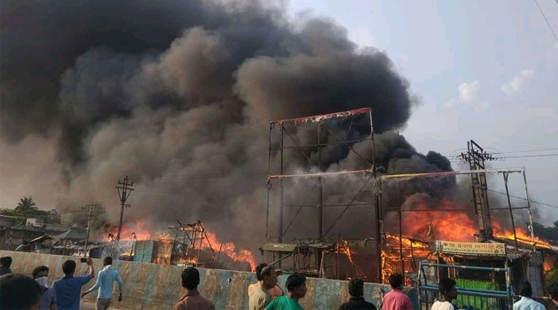 Massive fire broke out at Bankura's market on wednesday evening