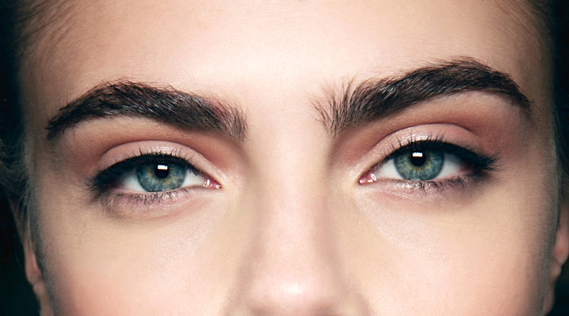 Here are some tips to make eyebrows in home in lockdown period