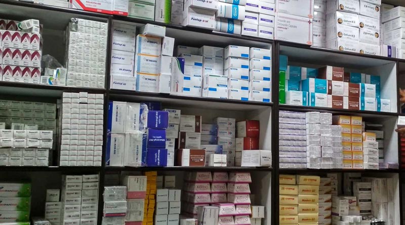 COVID-19: Mecicine Shop owner tested Positive, scare in Kolkata's Bagri Market