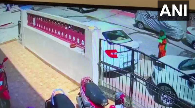 4 Women throw polythene bags full of spit in houses in Kota