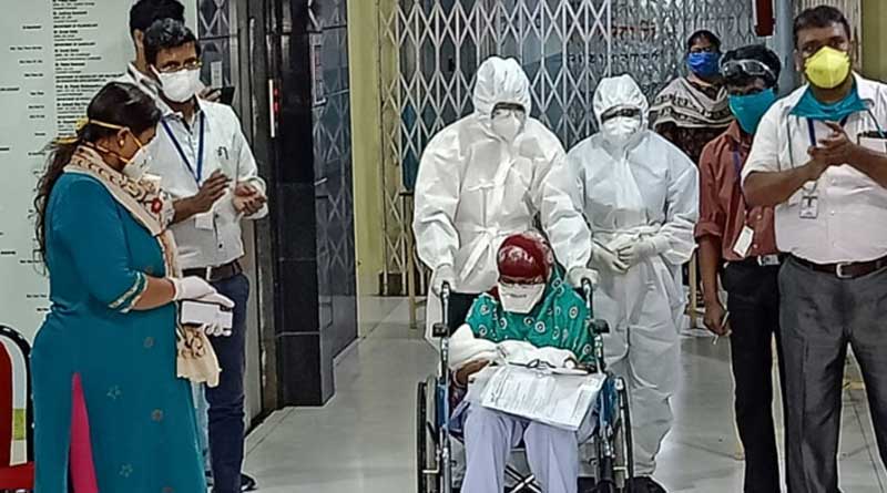 Coronavirus survivor gets war winning goodbye at Uluberia hospital