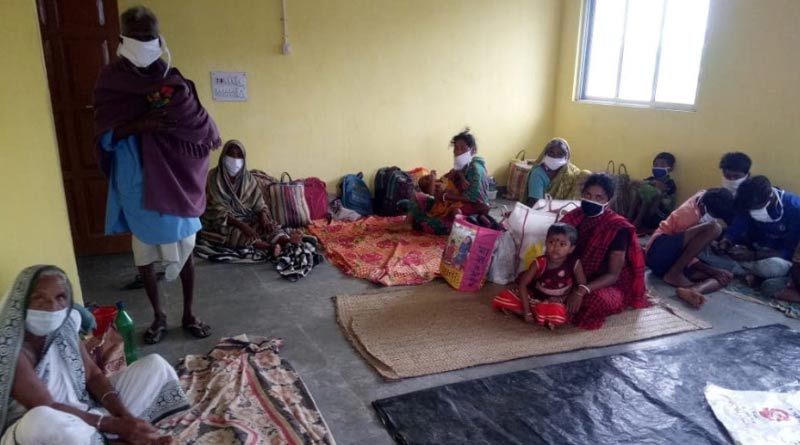 People alleged that they don't get food in South 24 Paragana's Fraserganj