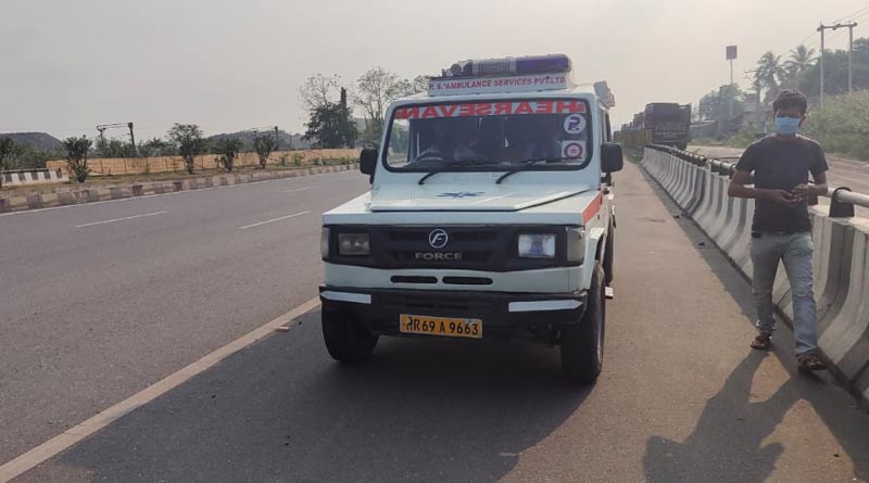 Dead body held up for 6 hrs at Jharkhand border by Bengal police