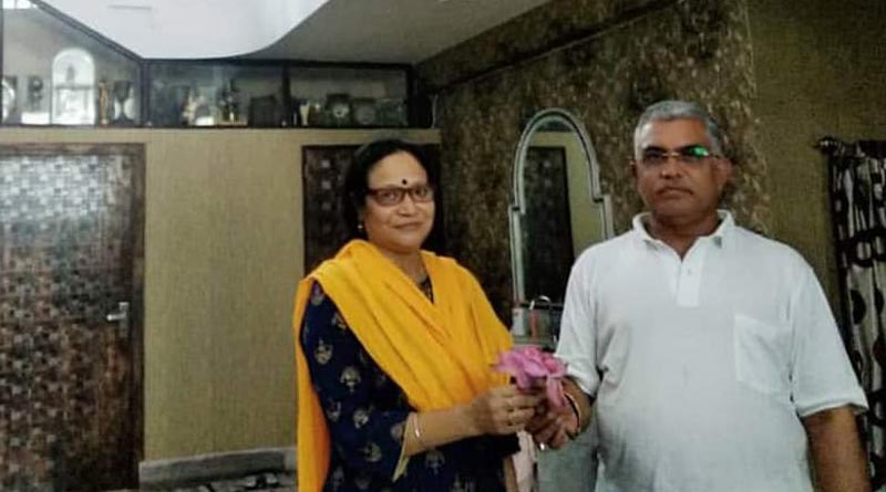 EM MP Jyotirmoyee Sikdar to move BJP? Chaye Pe Charcha with Dilip