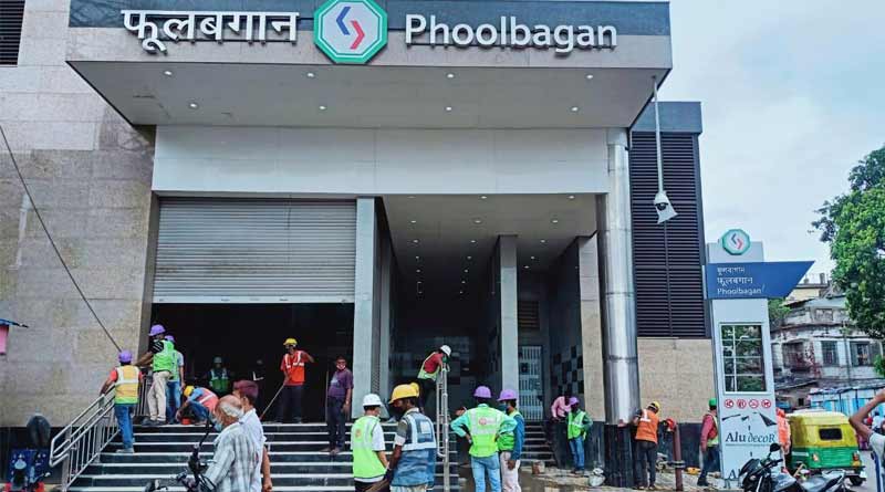 Commissioner Of Railway Safety visits Phoolbagan station