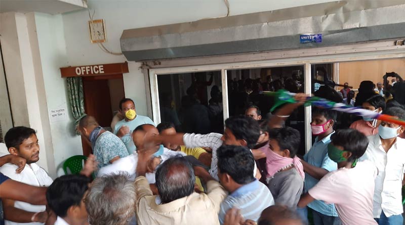 Clash broke out between two team of TMC in murshidabad