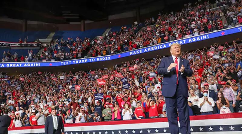 Trump Officials Removed Social Distancing Stickers