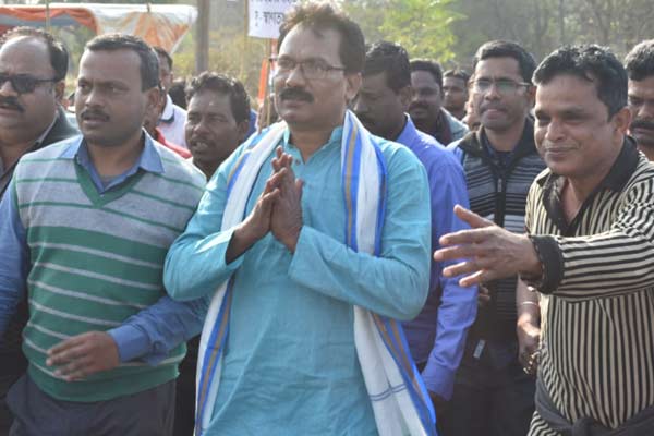 Chhatradhar-mahato1