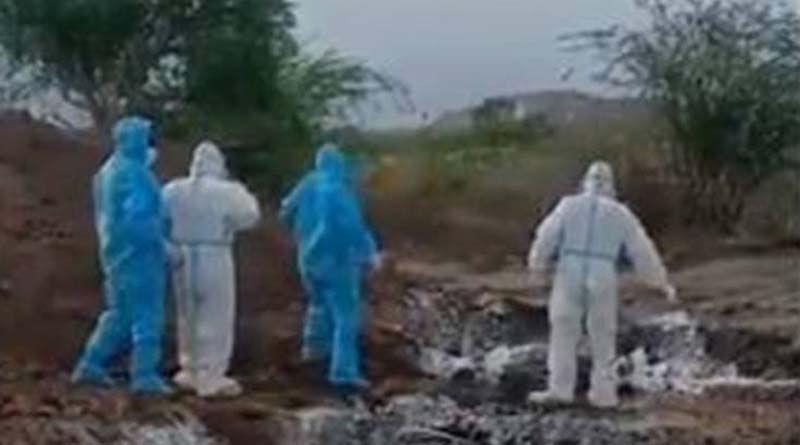 Karnataka:video shows bodies of Covid victims dumped in pits